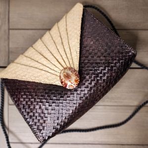 Boho beach handbag woven broach bag.Boho beach handbag woven broach bag